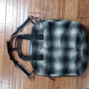 Lululemon athletica Fast In Flight plaid wool tote bag